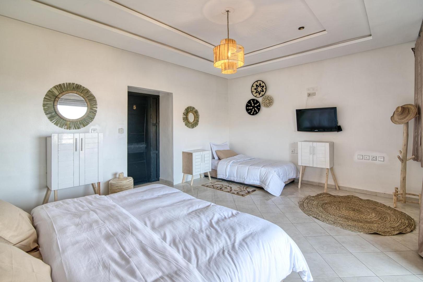 Pearl Surf Camp Morocco Hotell Imi Ouaddar Exteriör bild