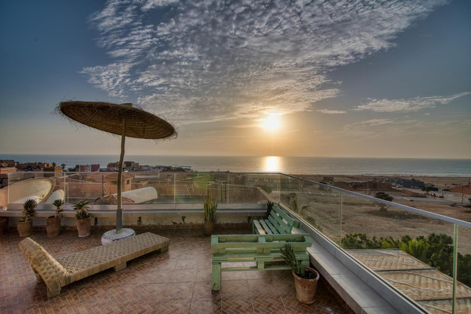 Pearl Surf Camp Morocco Hotell Imi Ouaddar Exteriör bild